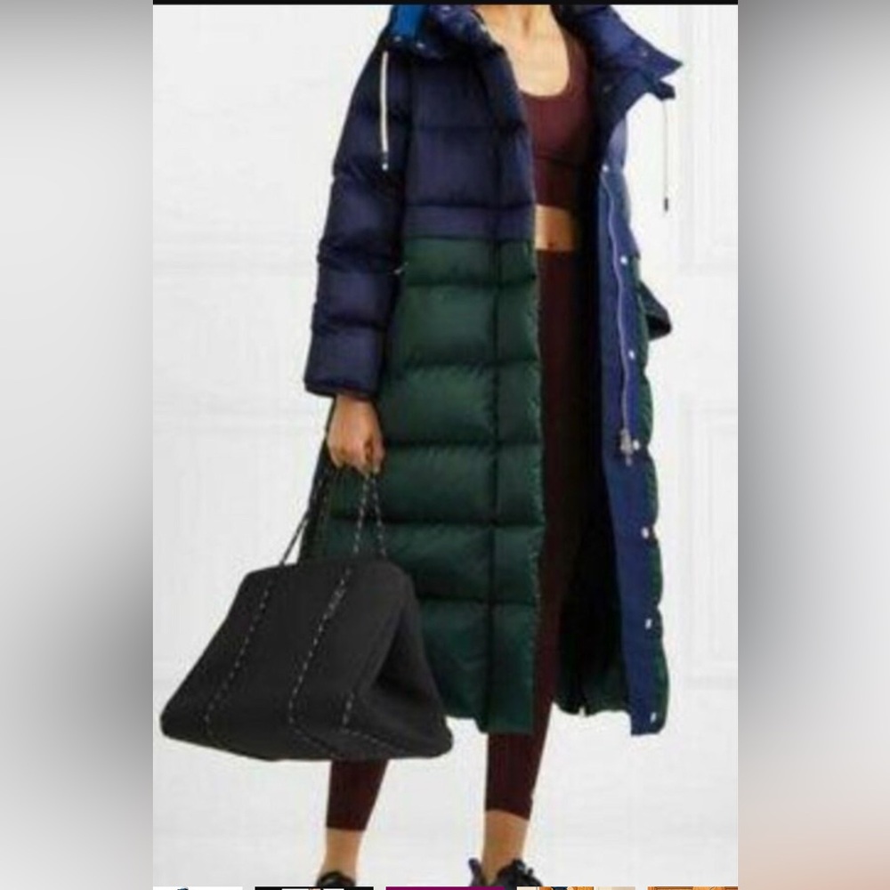 Tory Burch/Tory Sport PERFORMANCE SATIN SLEEPING BAG COAT IN TORY NAVY, XS/S
